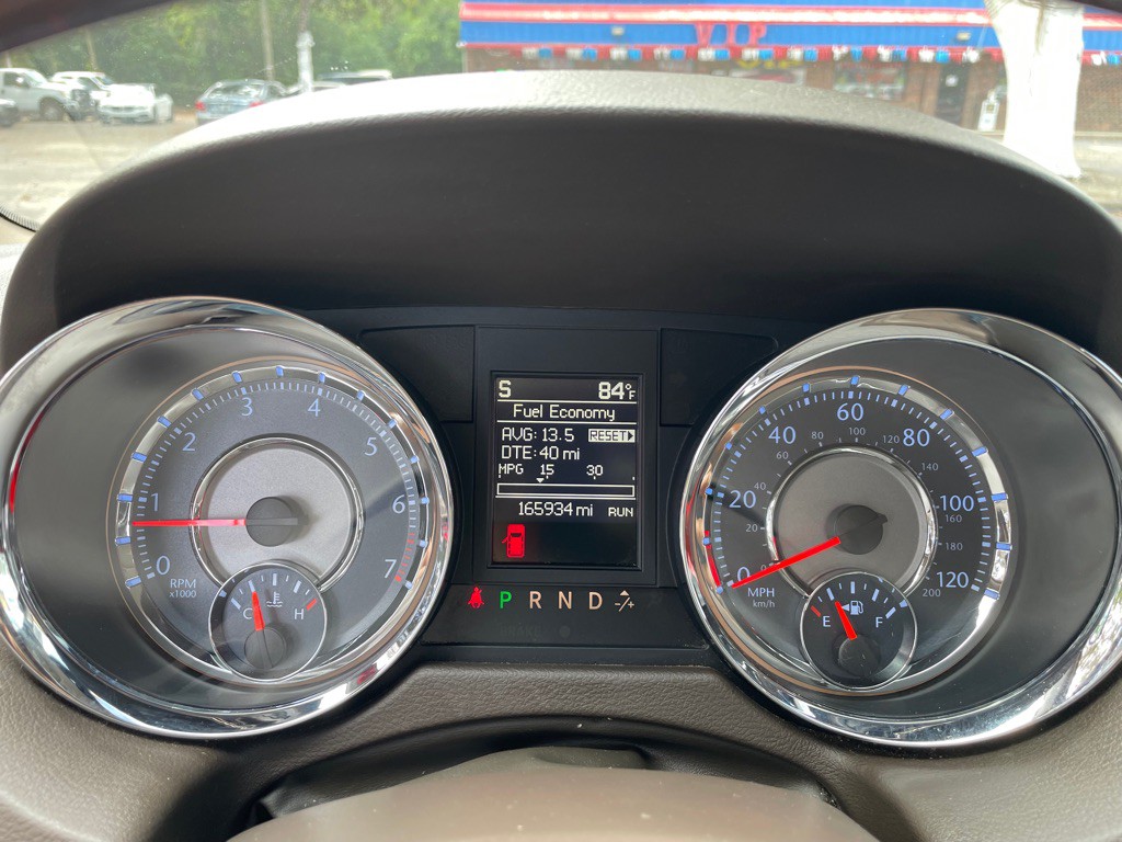 2015 Chrysler Town & Country Image 14