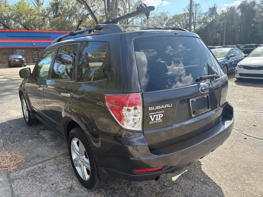 2010 Subaru Forester Image 3