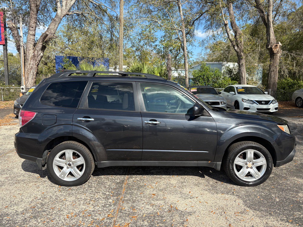 2010 Subaru Forester Image 6