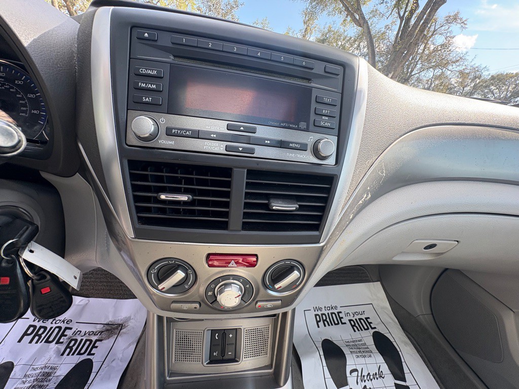 2010 Subaru Forester Image 26