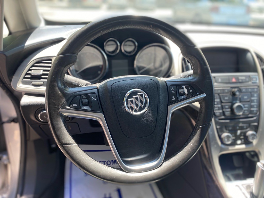 2014 Buick Verano Image 10