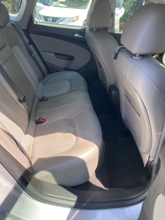 2014 Buick Verano Image 17