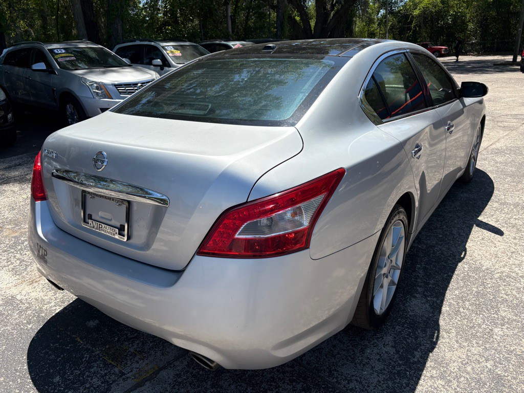2011 Nissan Maxima Image 5