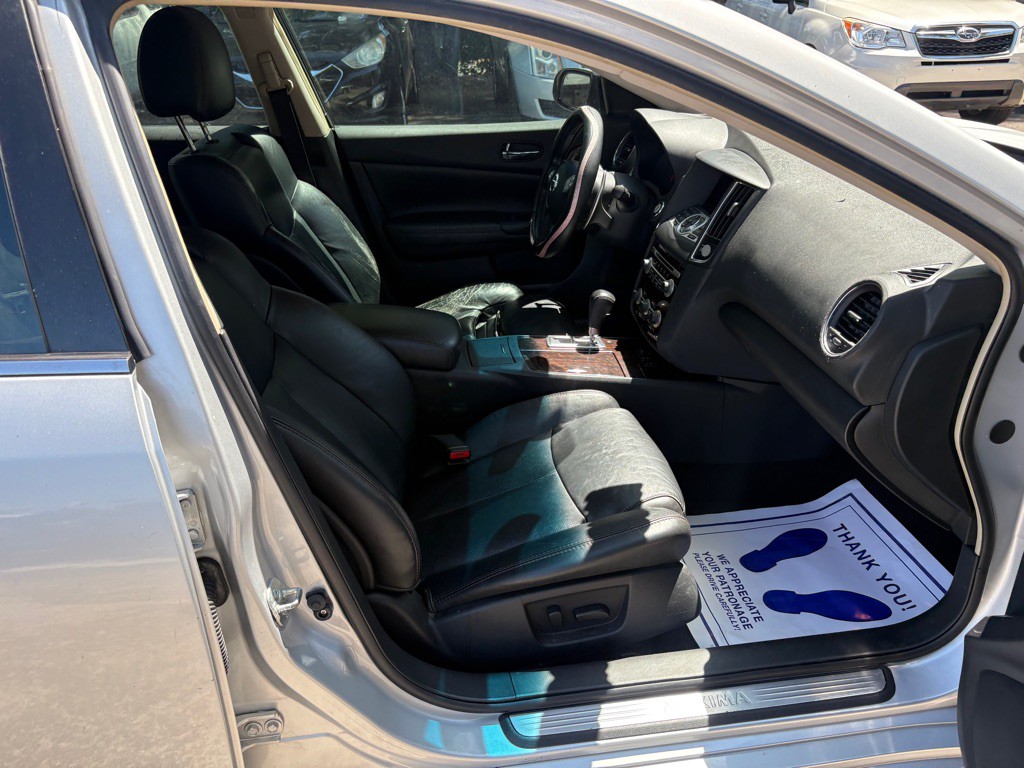 2011 Nissan Maxima Image 14
