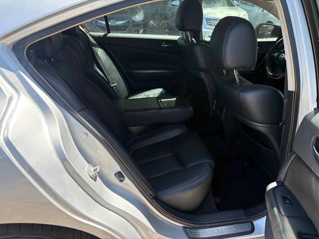 2011 Nissan Maxima Image 16