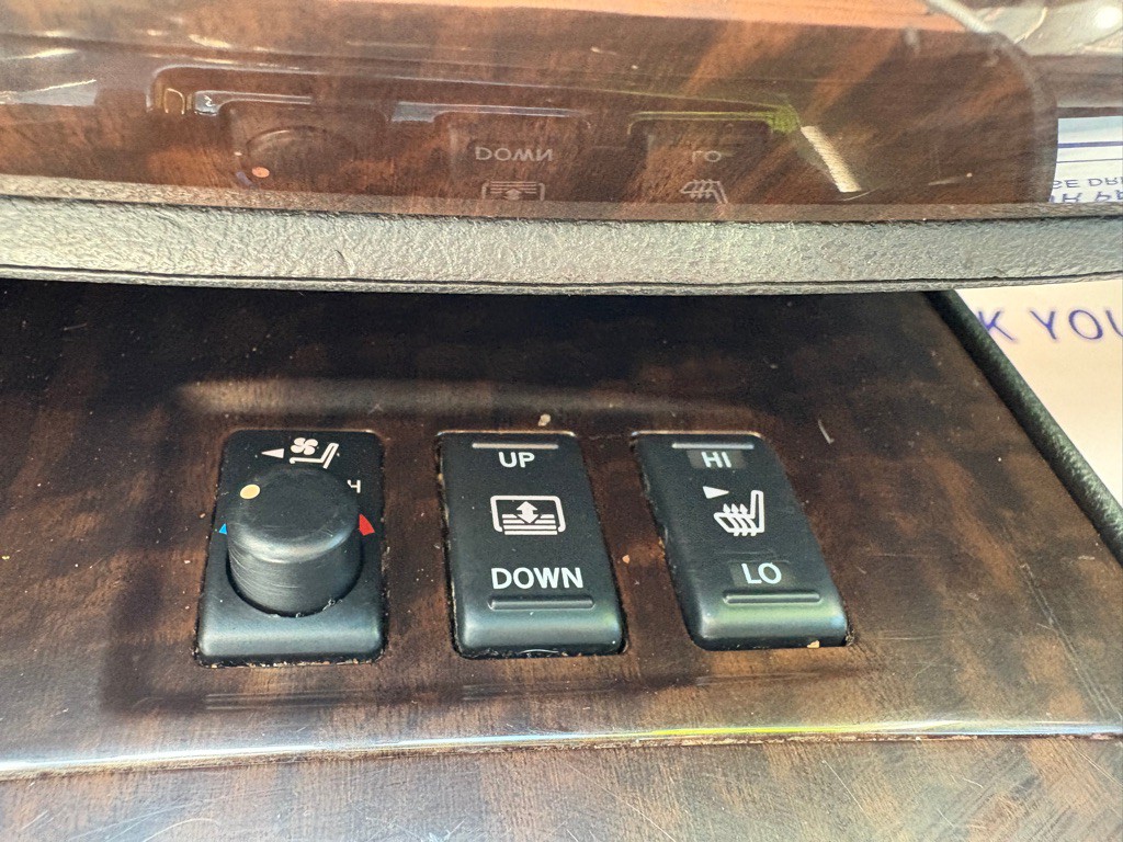 2011 Nissan Maxima Image 32