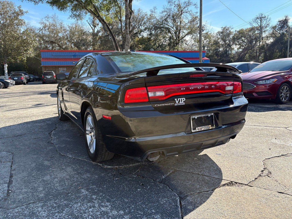 2011 Dodge Charger Image 3