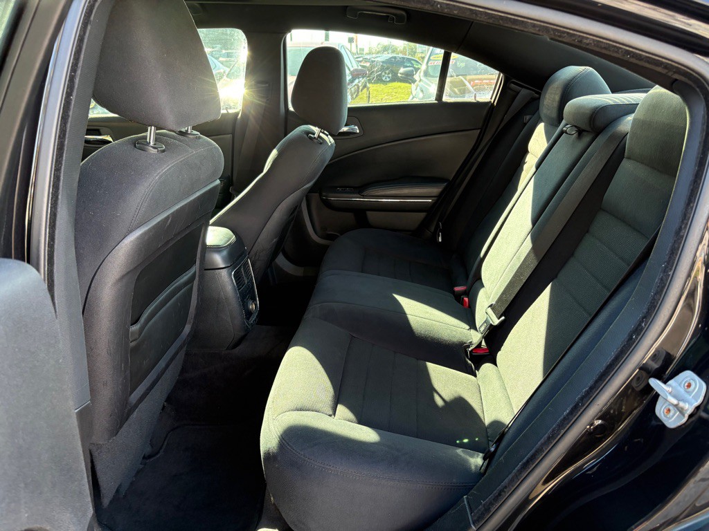 2011 Dodge Charger Image 13
