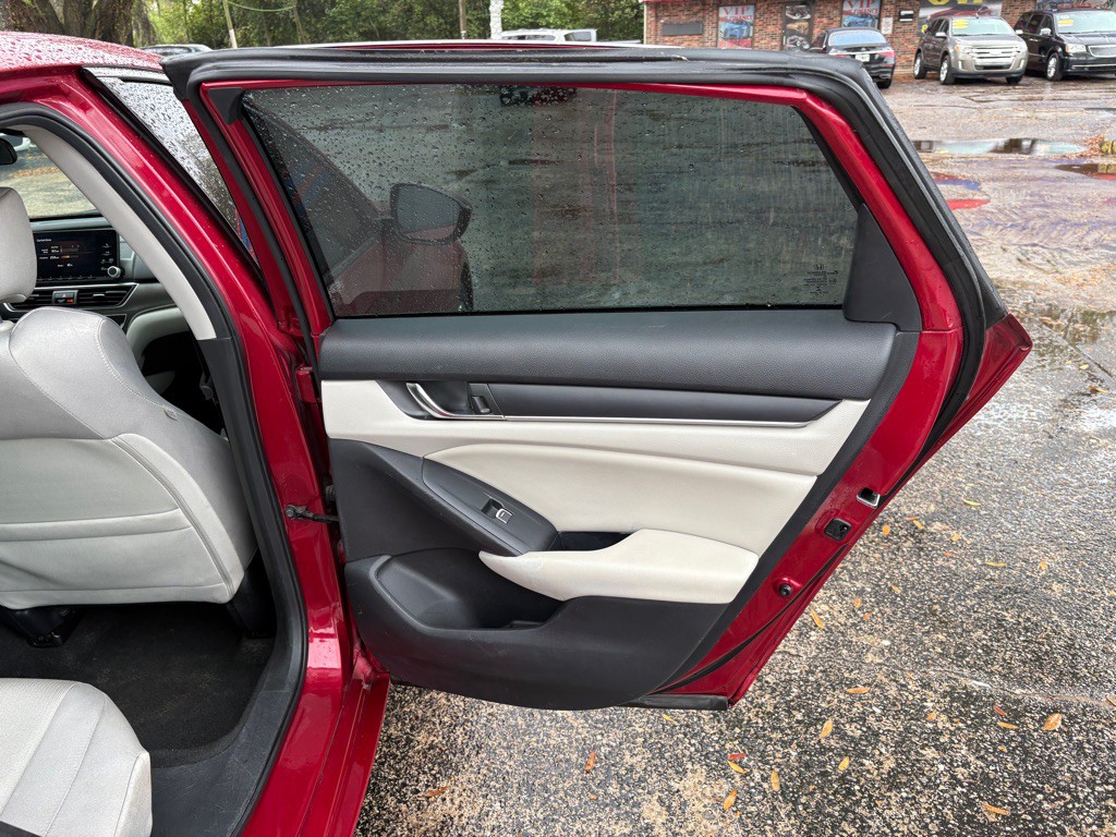 2020 Honda Accord Image 15