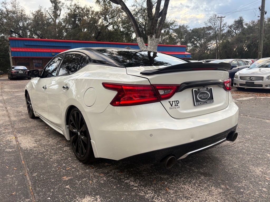 2017 Nissan Maxima Image 3