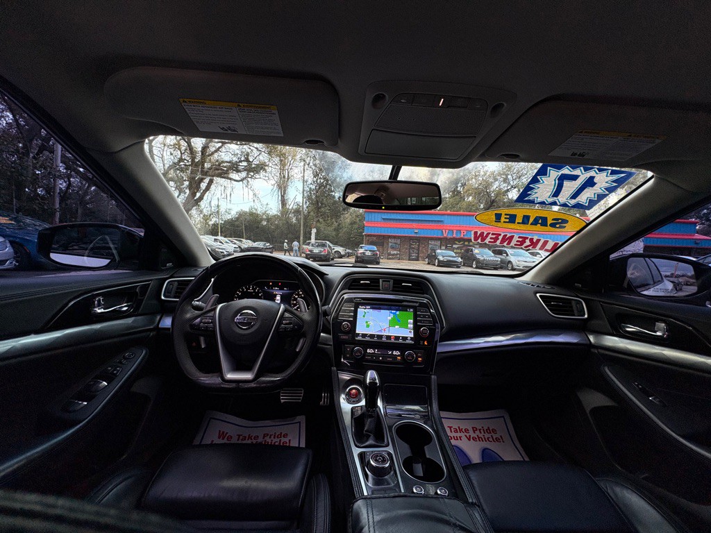 2017 Nissan Maxima Image 20