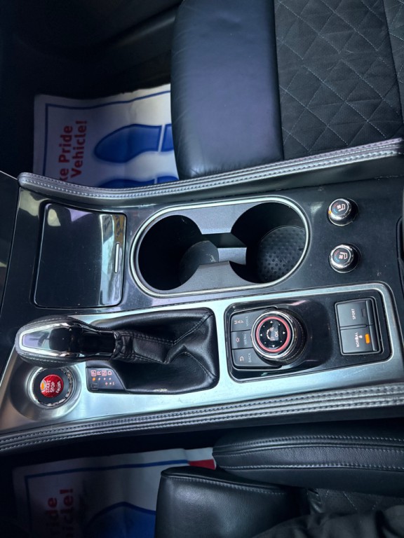 2017 Nissan Maxima Image 24