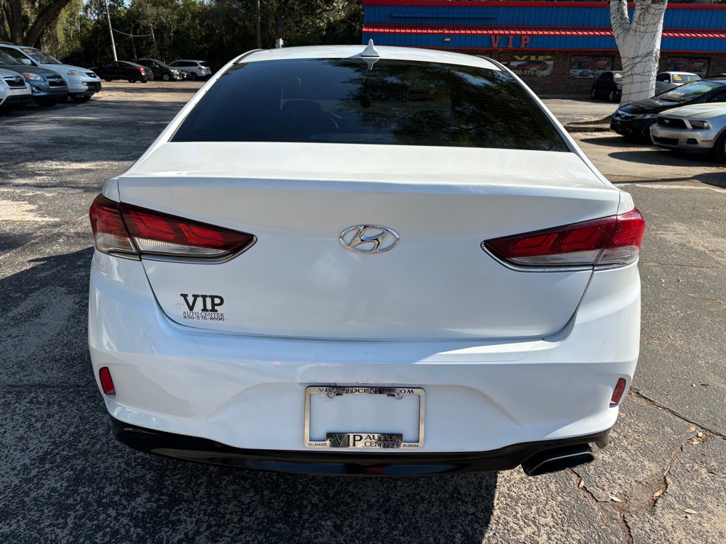 2018 Hyundai Sonata Image 4