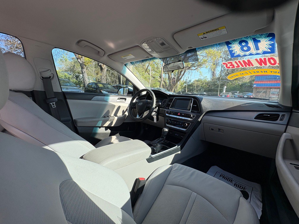 2018 Hyundai Sonata Image 18