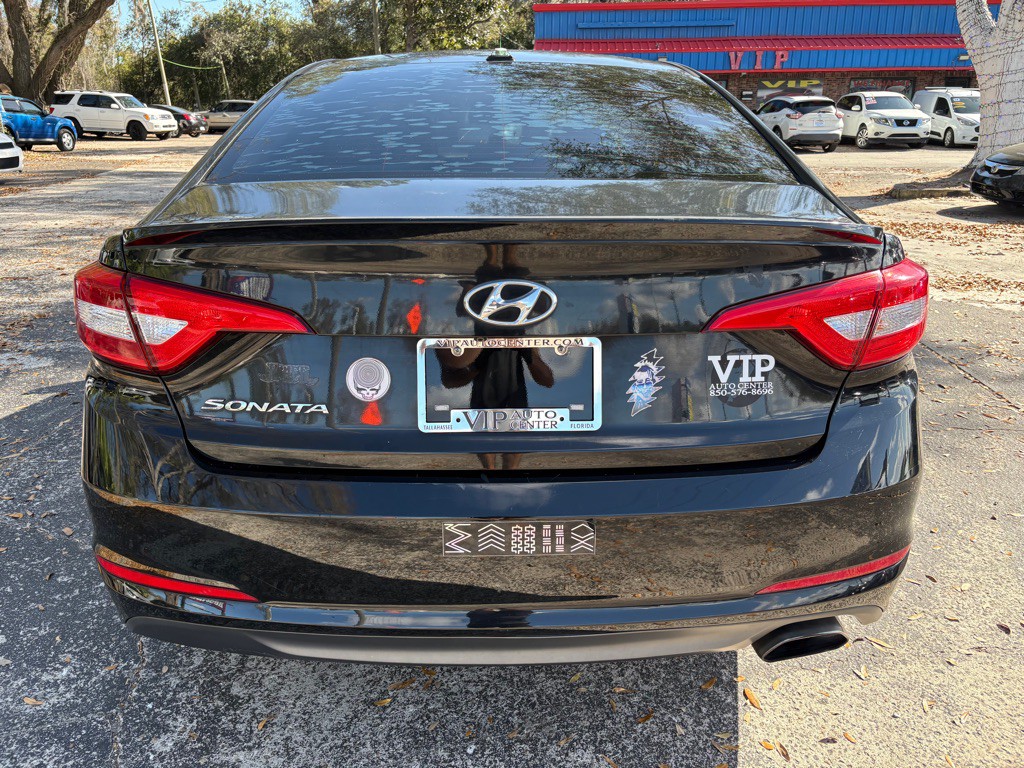 2017 Hyundai Sonata Image 4