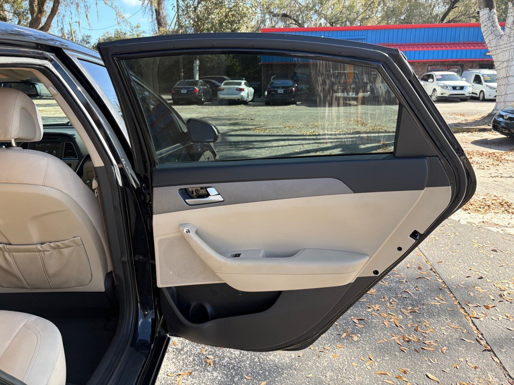 2017 Hyundai Sonata Image 15