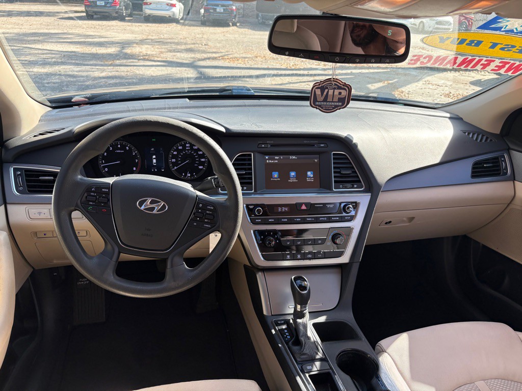 2017 Hyundai Sonata Image 17