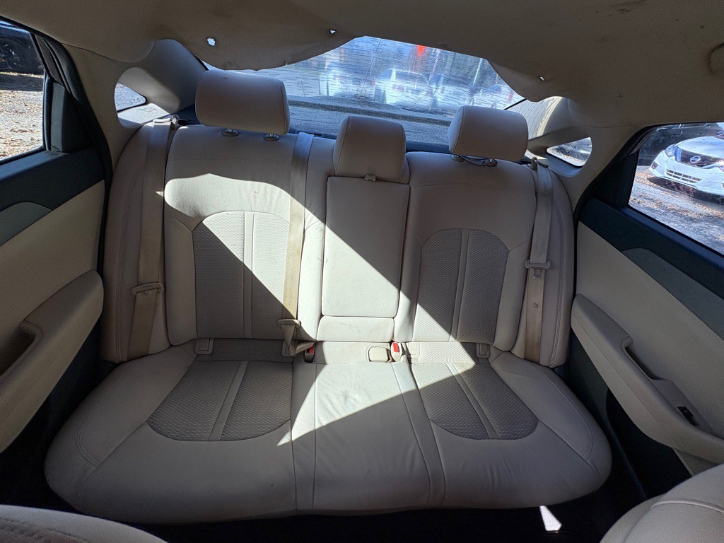 2017 Hyundai Sonata Image 18