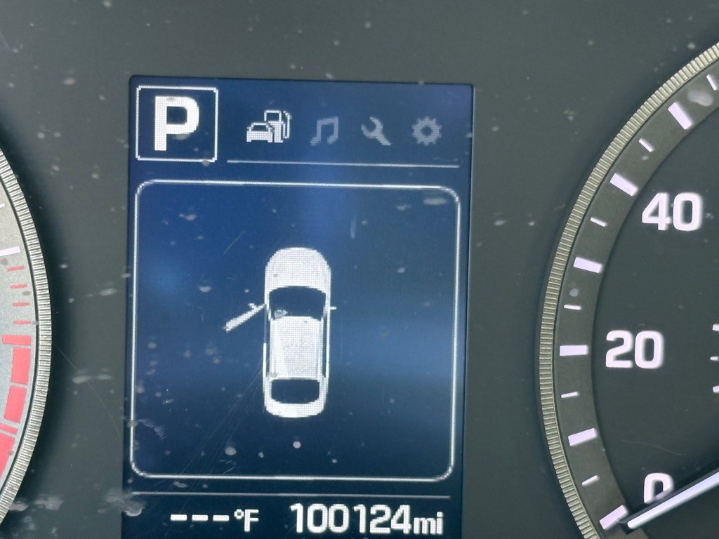 2017 Hyundai Sonata Image 28