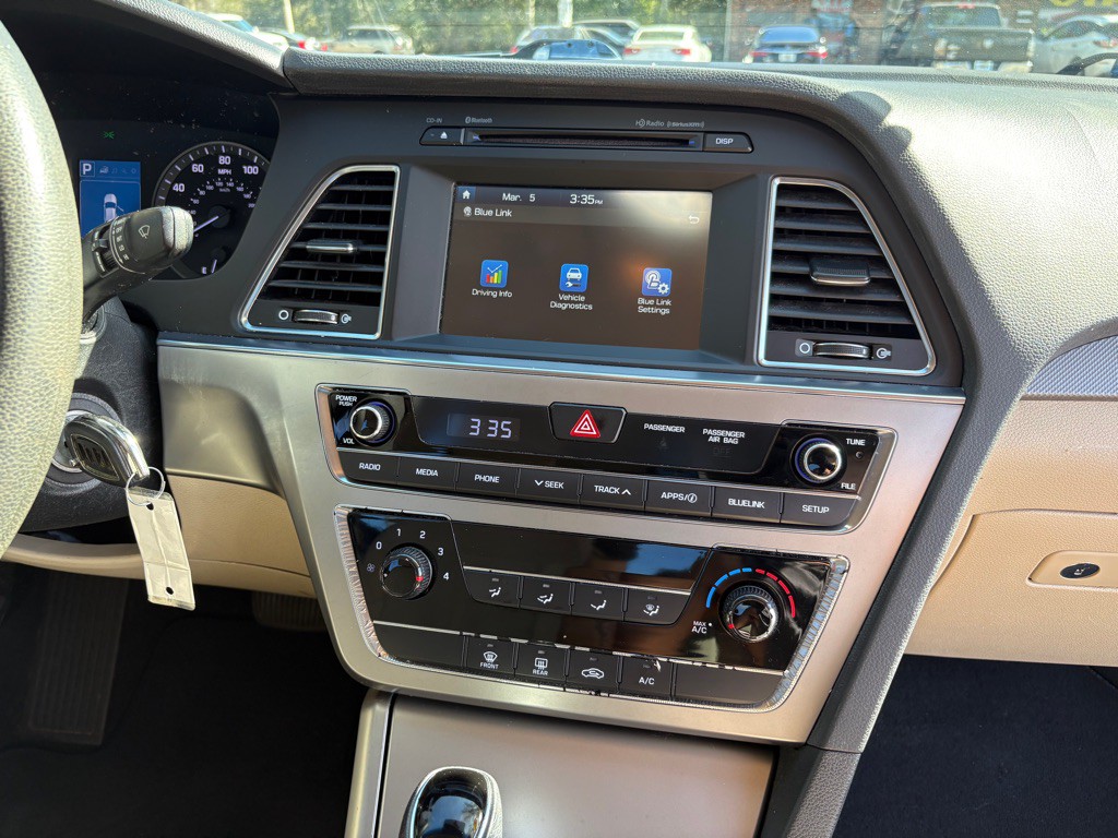 2017 Hyundai Sonata Image 29