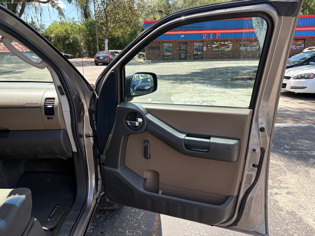 2005 Nissan Xterra Image 12