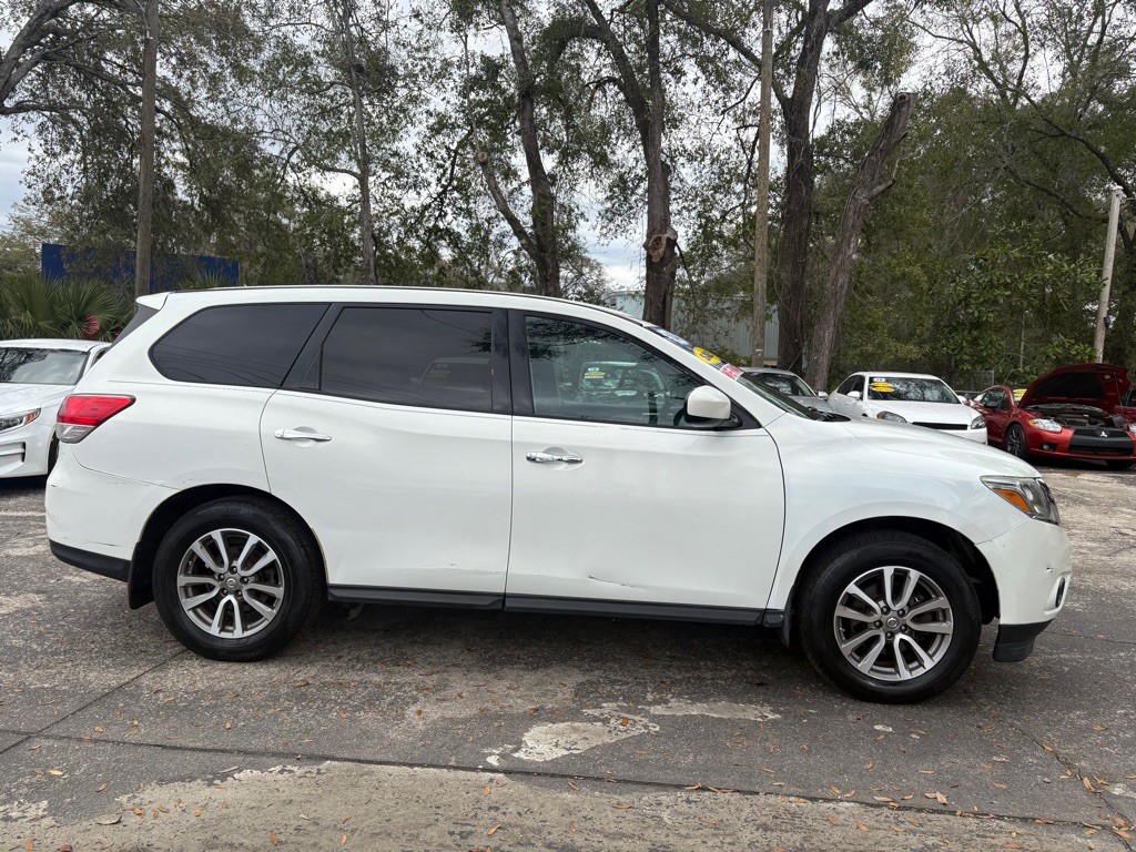 2014 Nissan Pathfinder Image 6