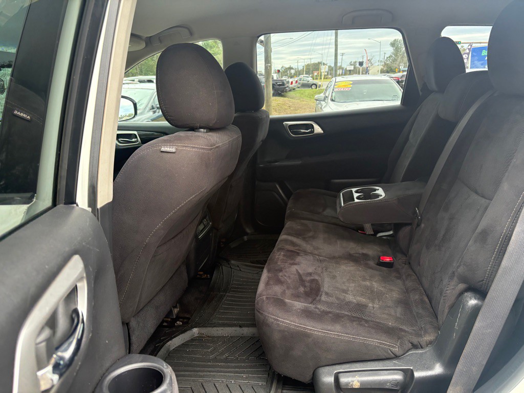 2014 Nissan Pathfinder Image 12
