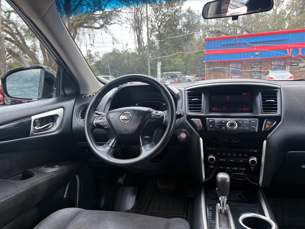 2014 Nissan Pathfinder Image 19