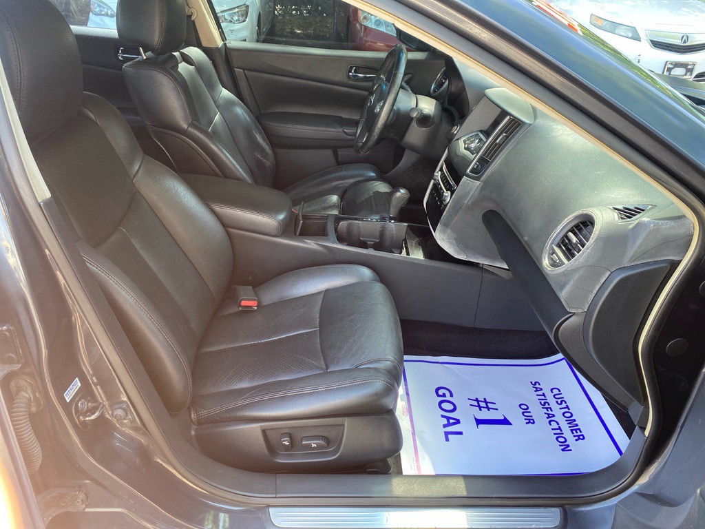 2010 Nissan Maxima Image 19