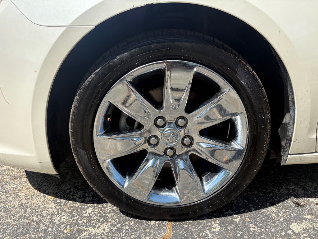 2013 Buick Lacrosse Image 9