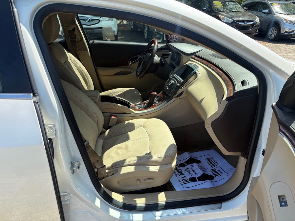 2013 Buick Lacrosse Image 13