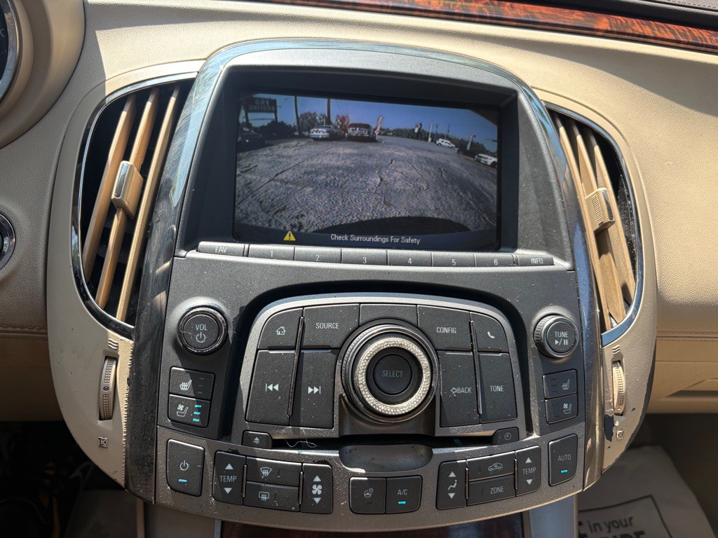 2013 Buick Lacrosse Image 26