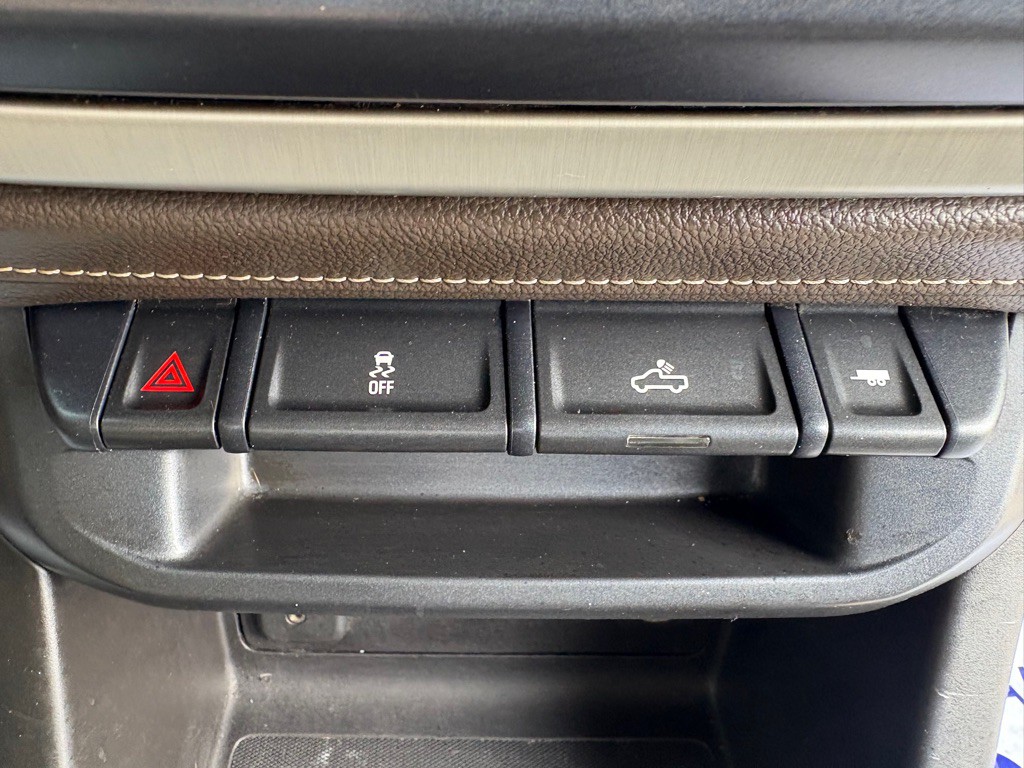 2016 GMC Canyon Image 24