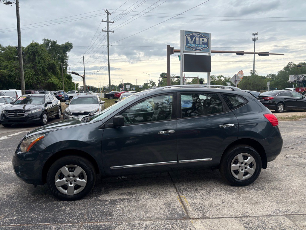 2015 Nissan Rogue Image 2