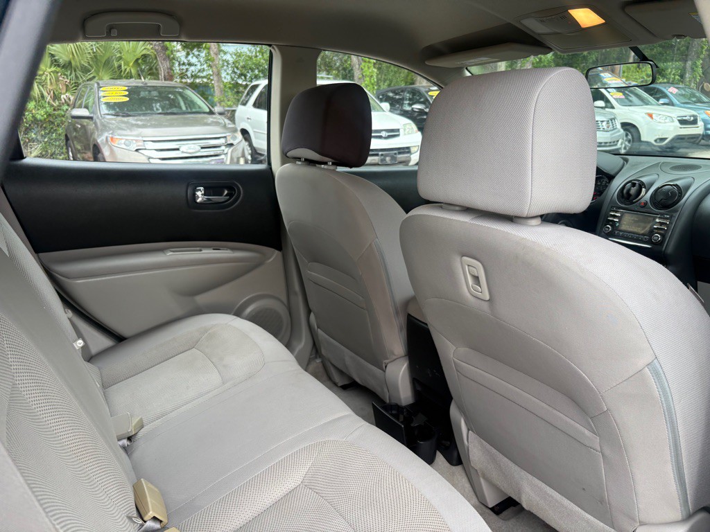 2015 Nissan Rogue Image 14