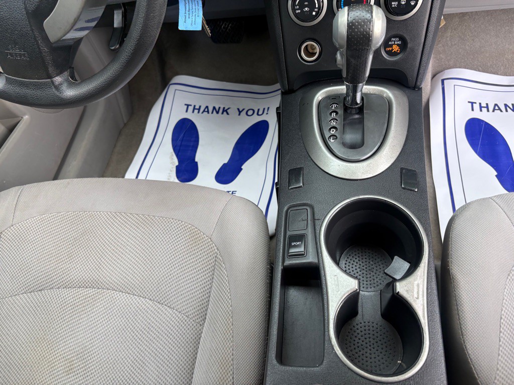 2015 Nissan Rogue Image 19