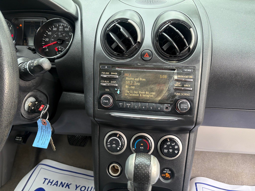 2015 Nissan Rogue Image 21