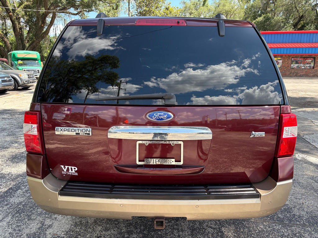 2011 Ford Expedition Image 4