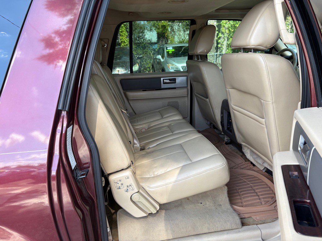 2011 Ford Expedition Image 14