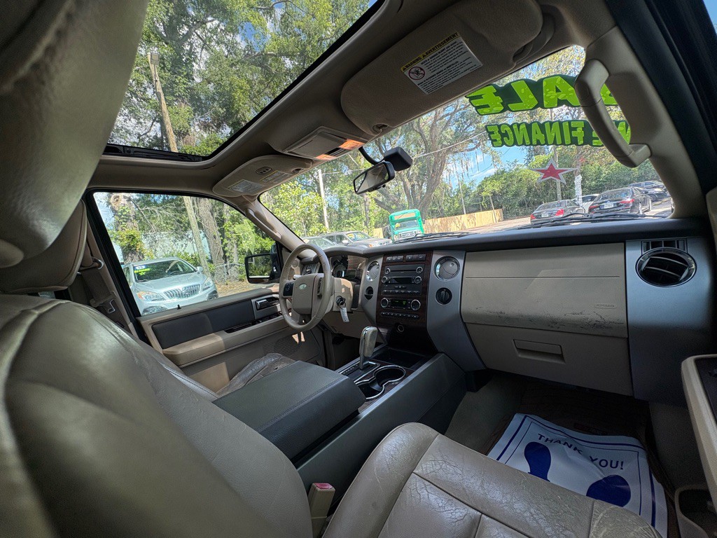 2011 Ford Expedition Image 31