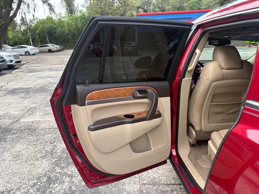 2012 Buick Enclave Image 11