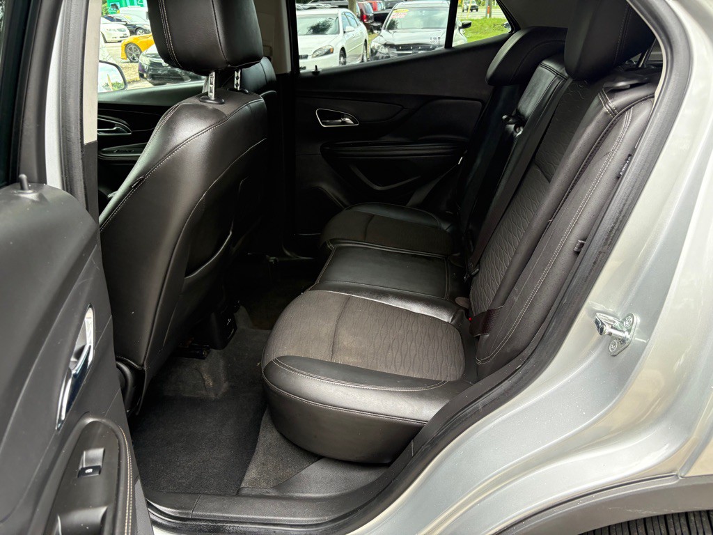 2015 Buick Enclave Image 12
