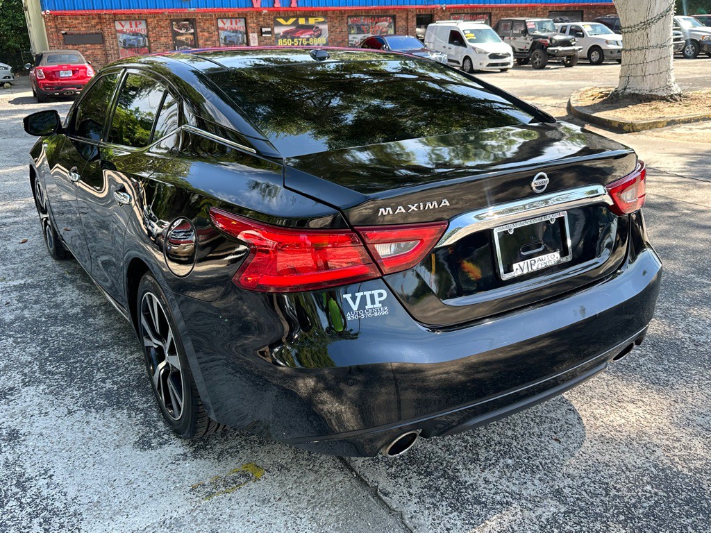 2017 Nissan Maxima Image 3