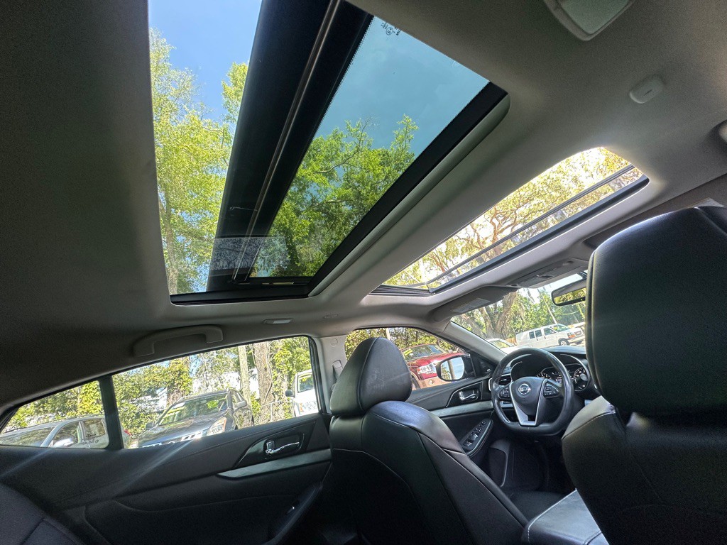 2017 Nissan Maxima Image 27