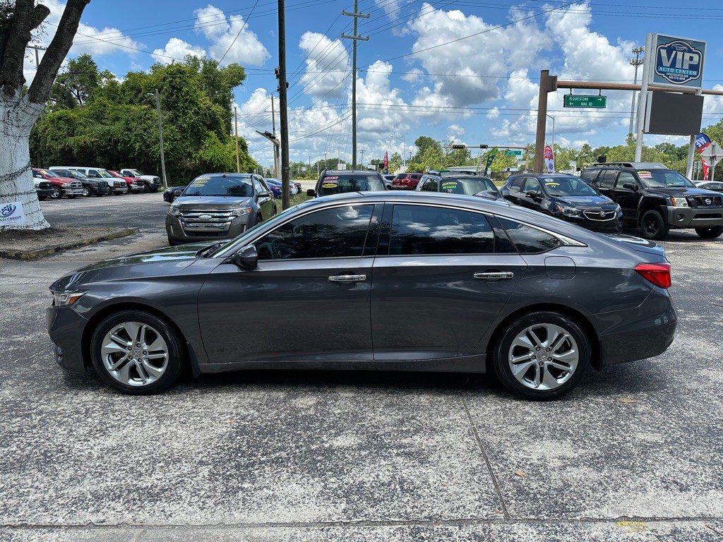 2018 Honda Accord Image 2