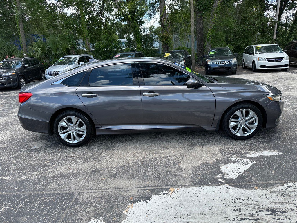 2018 Honda Accord Image 6