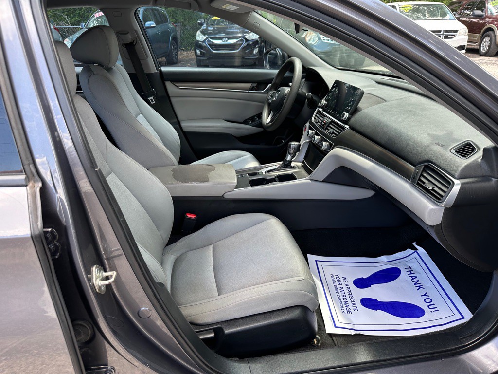 2018 Honda Accord Image 12