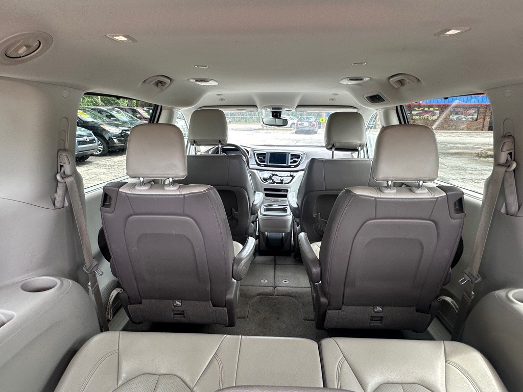 2019 Chrysler Pacifica Image 21