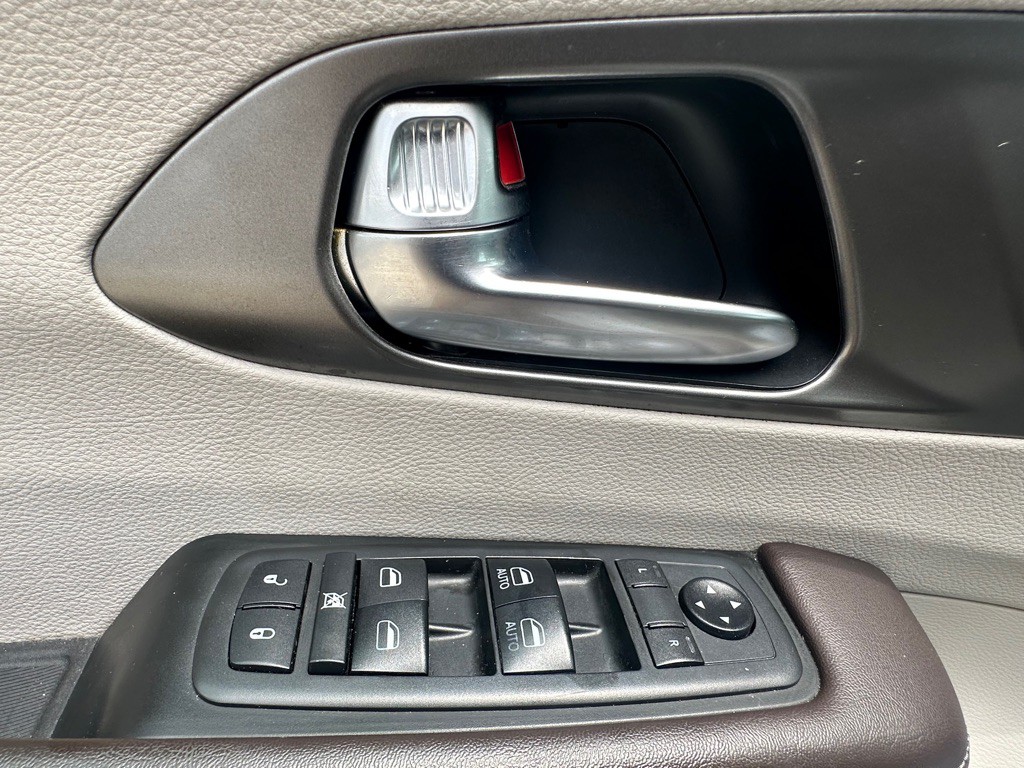 2019 Chrysler Pacifica Image 22