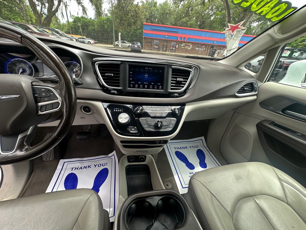 2019 Chrysler Pacifica Image 27